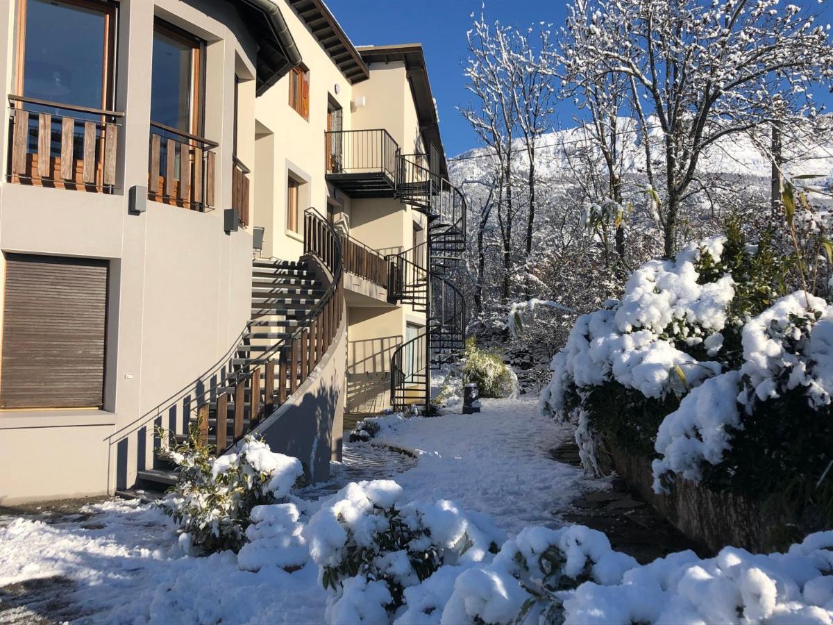 Les Apparts De La Tourronde Chorges Exterior foto